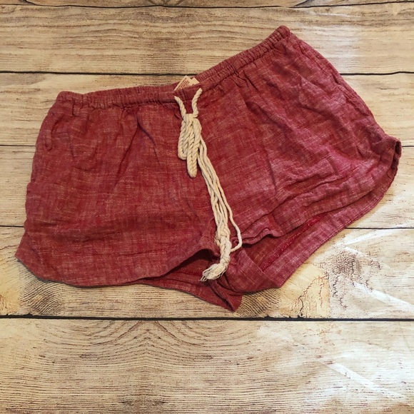 Mossimo Ladies Red Linen Shorts - Picture 2 of 3